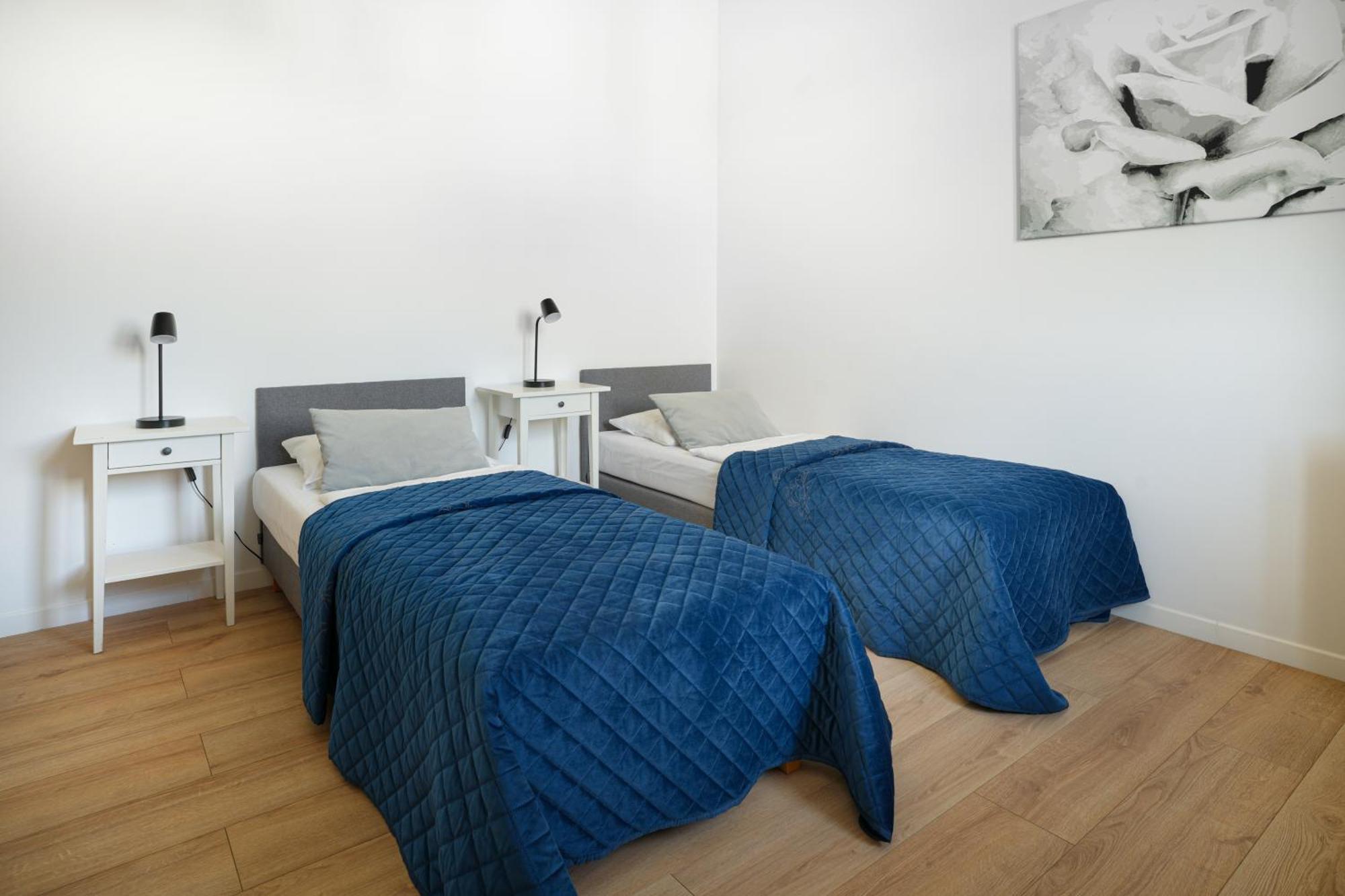 Apartamenty "La Villa" Superior II Z Dwoma Sypialniami, Balkonem, Parkingiem, Blisko Centrum Kudowa Zdroj Luaran gambar